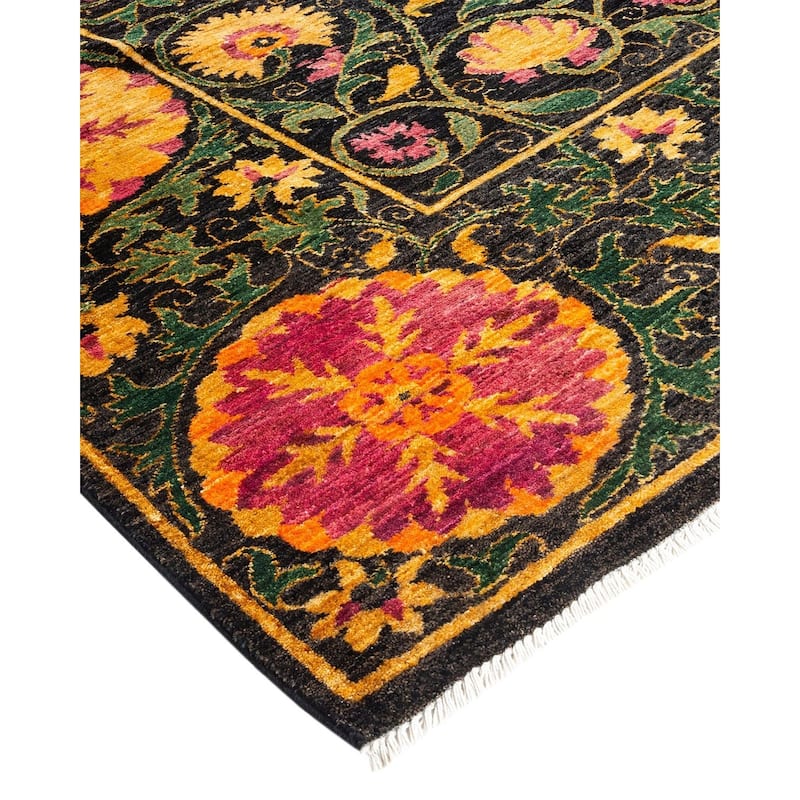 Overton Hand Knotted Wool Vintage Inspired Modern Contemporary Suzani Black Area Rug - 6' 1" x 6' 3"