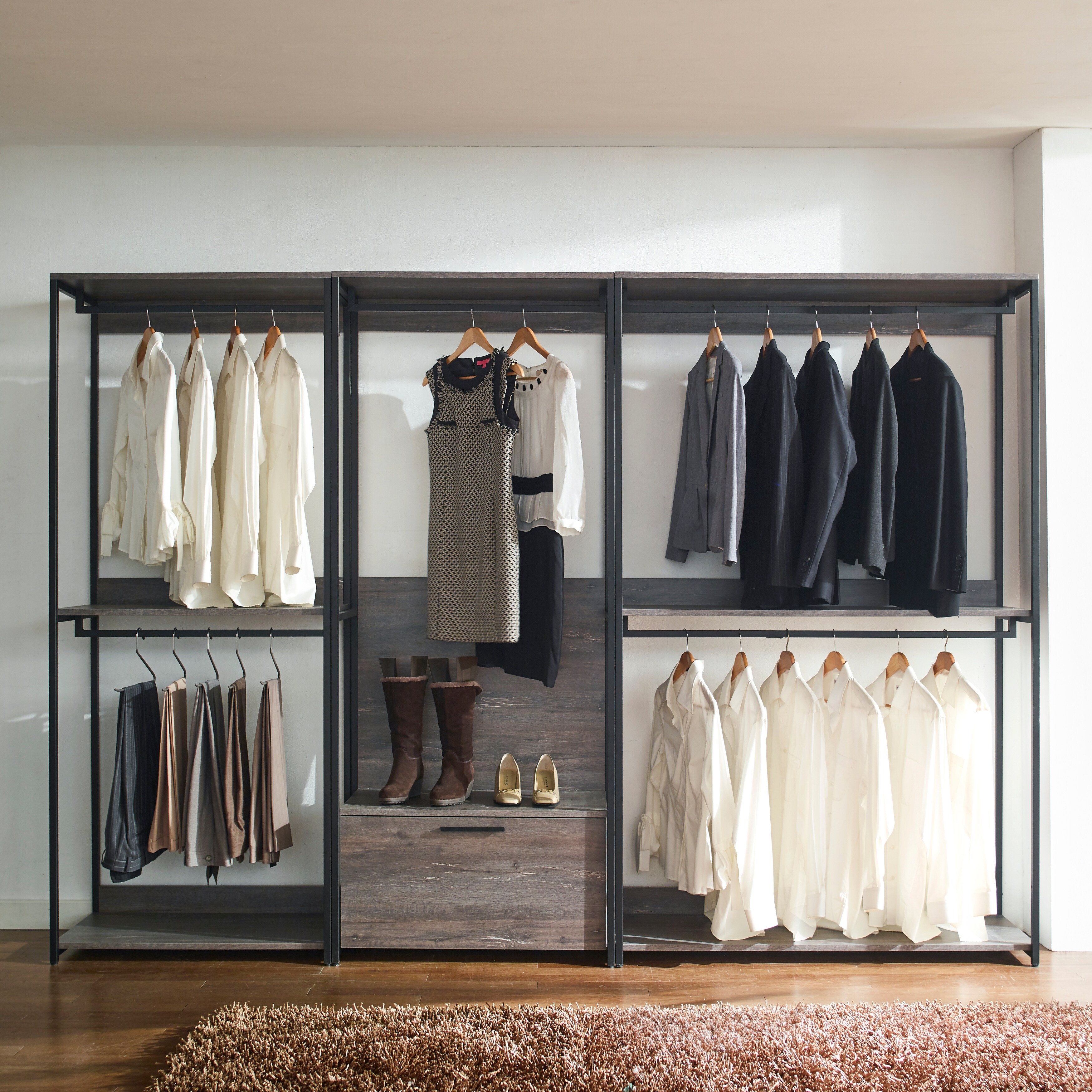 Modern garment rack 2025