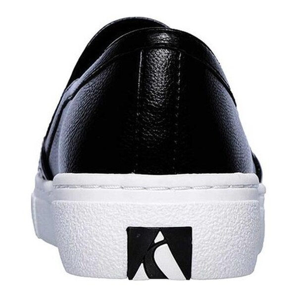 skechers goldie treasure chest