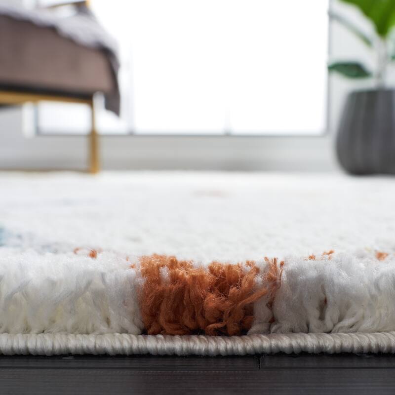 SAFAVIEH Berber Shag Pantelia Rug