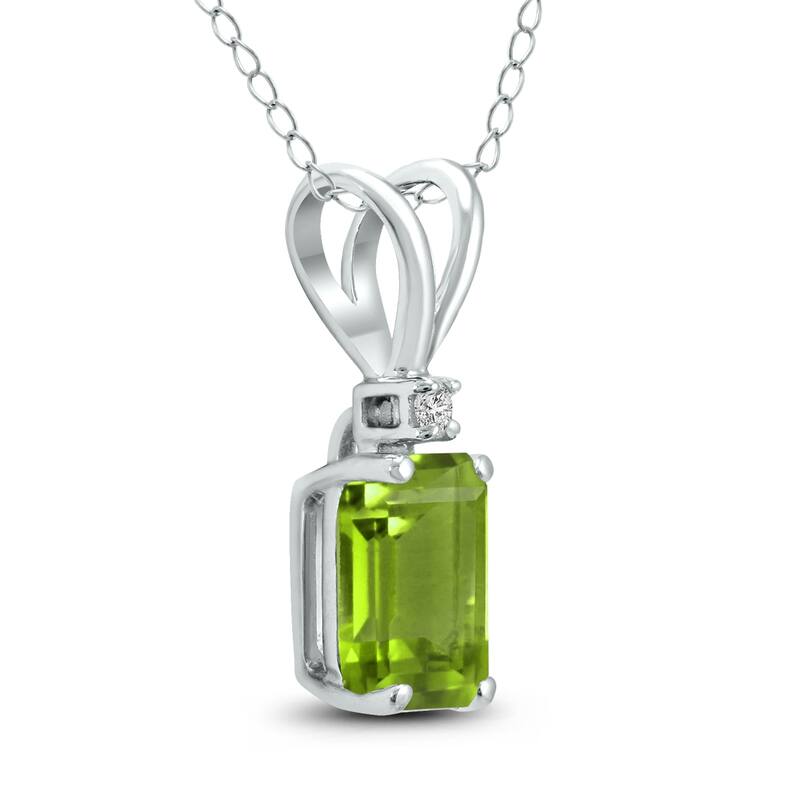 Marquee 14K White Gold 6x4MM Emerald Shaped Peridot and Diamond Pendant