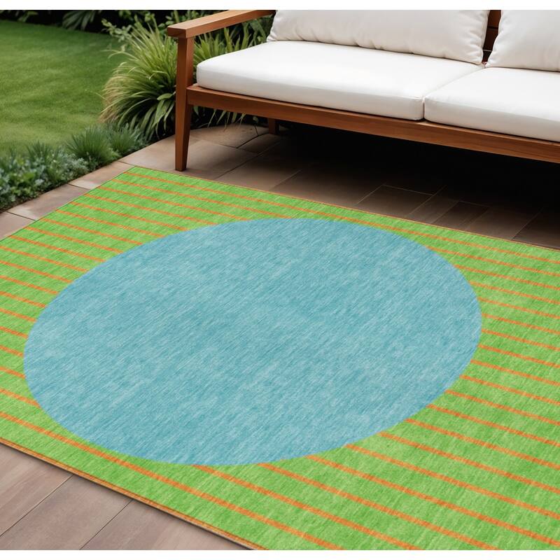 HomeRoots Striped Transitional Rectangle Outdoor Rug - 8' X 10'