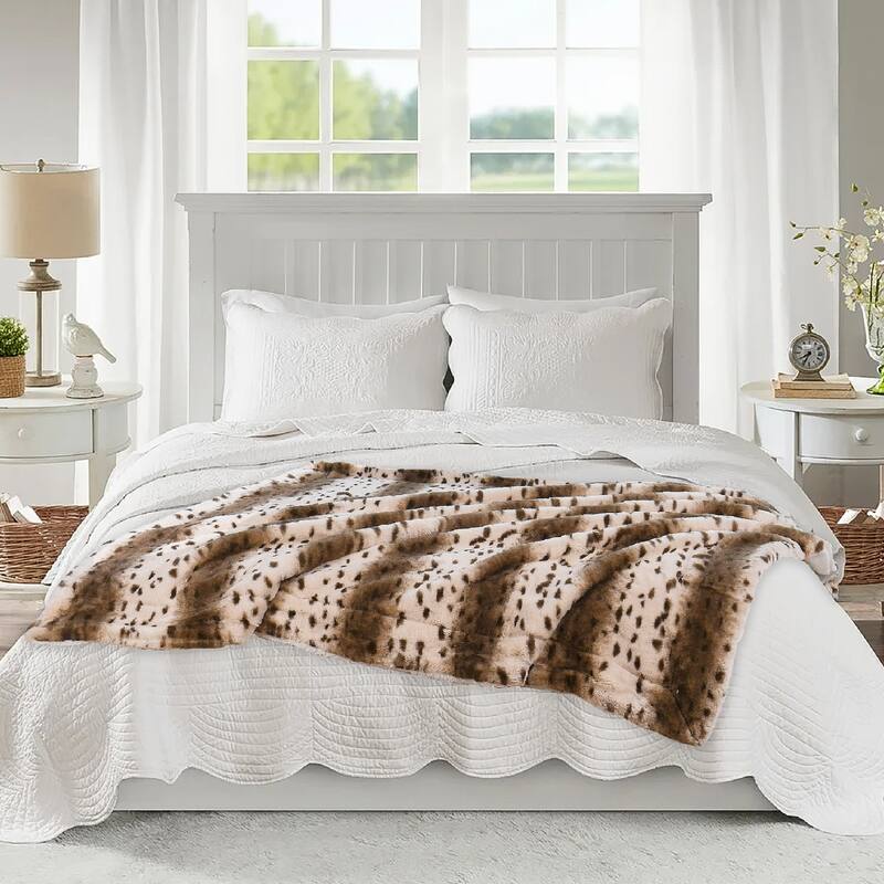 Citraka Brown FauxFur Reversible Sherpa Throw