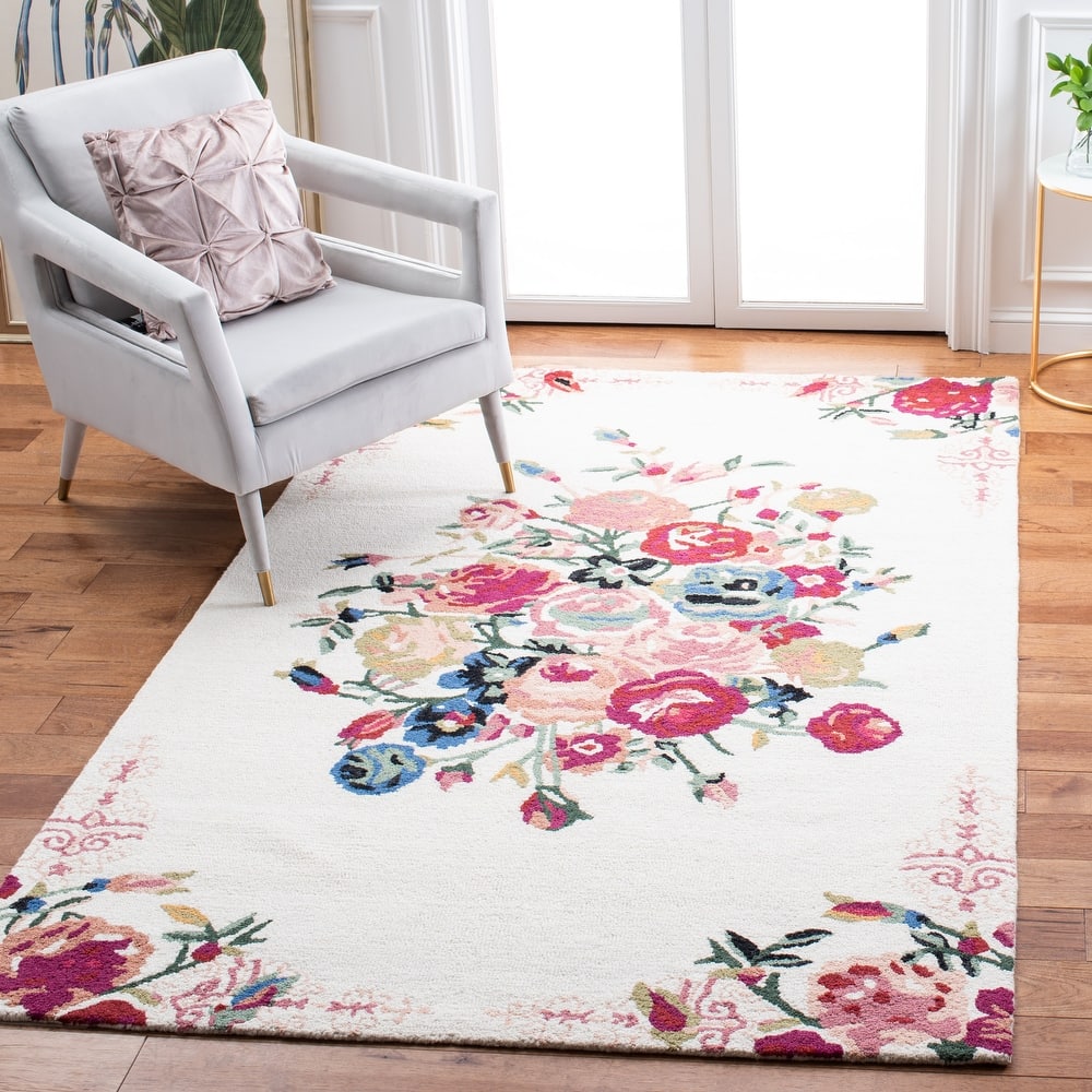 SAFAVIEH Handmade Blossom Miral Country Floral Wool Rug