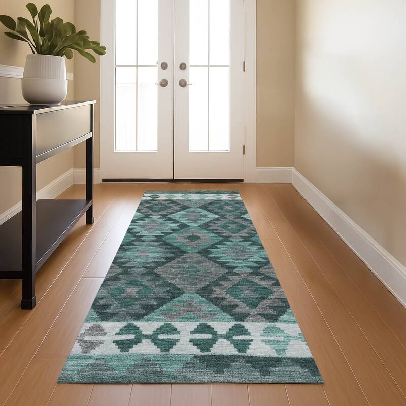 Premium Washable Super Soft Traditional Global Mayfield Rug - Seafoam - 2'3" x 7'6"