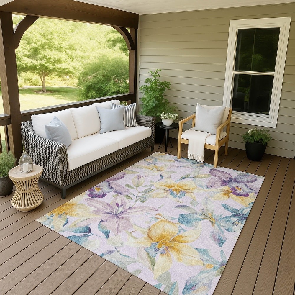Machine Washable Indoor/ Outdoor Modern Floral Chantille Rug