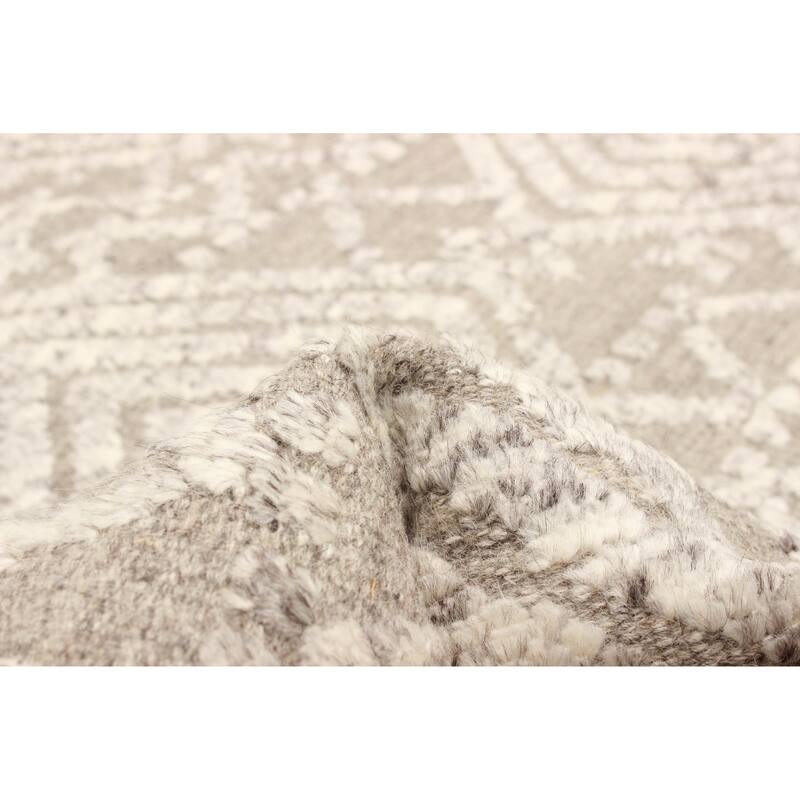 Tangier Taupe Rug 5'0" x 8'3" - 5'0 x 8'3