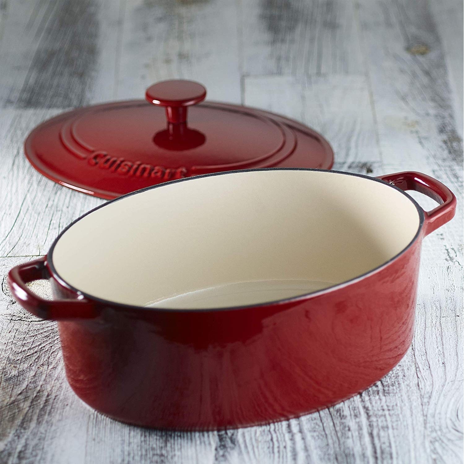 Cuisinart CI755-30CR Chef's Classic Enameled Cast Iron 5-1/2-Quart Oval  Covered Casserole, Cardinal Red - Bed Bath & Beyond - 24031444