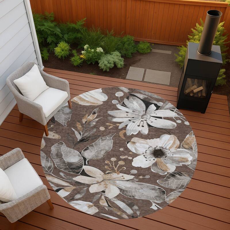 Machine Washable Indoor/ Outdoor Floral Chantille Rug - Chocolate - 8' x 8'
