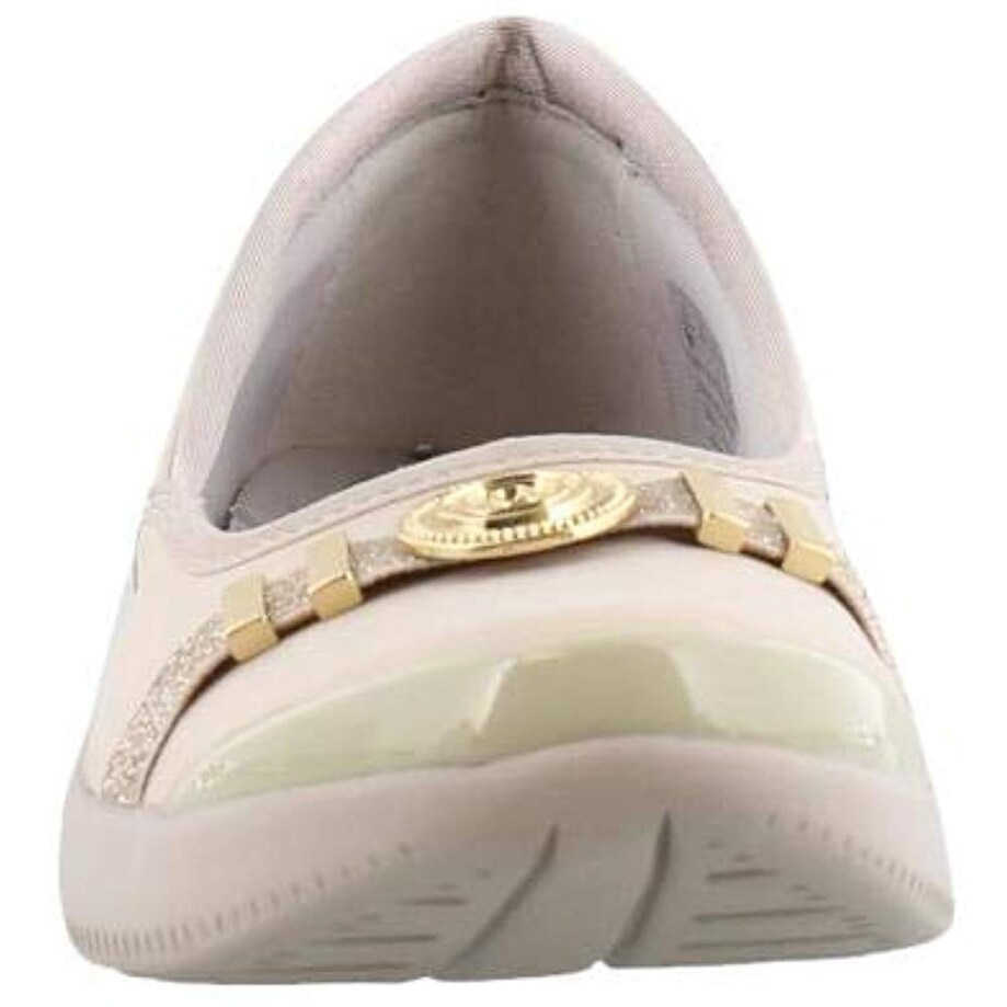 bzees aspire slip on