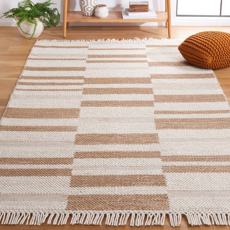 SAFAVIEH Handmade Natura Manaila Wool Rug - 5' x 8' - Ivory/Light Brown