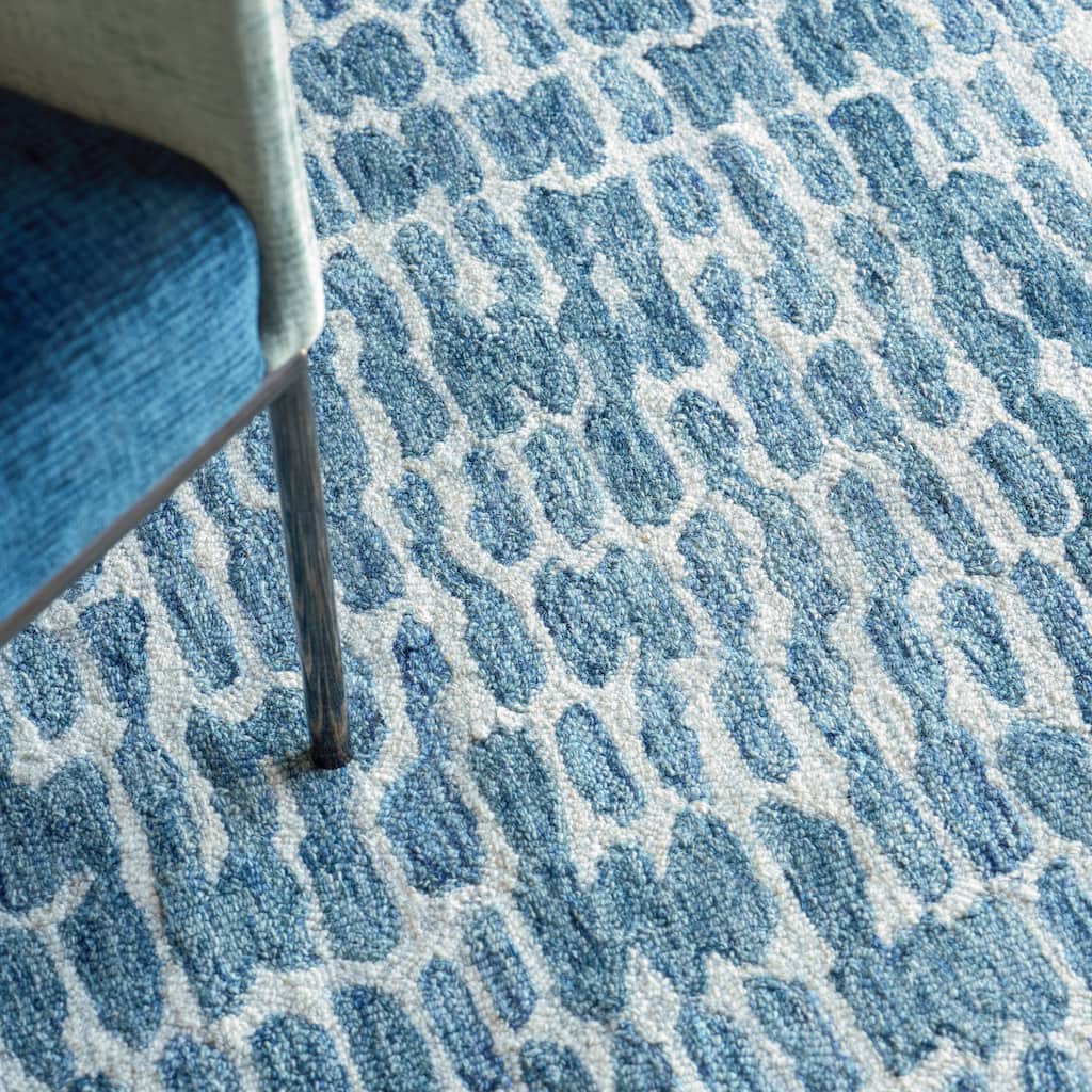 EXQUISITE RUGS Ink Blot Hand-tufted New Zealand Wool Navy Area Rug.