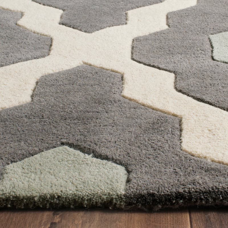 SAFAVIEH Handmade Chatham Sutapa Modern Moroccan Wool Rug