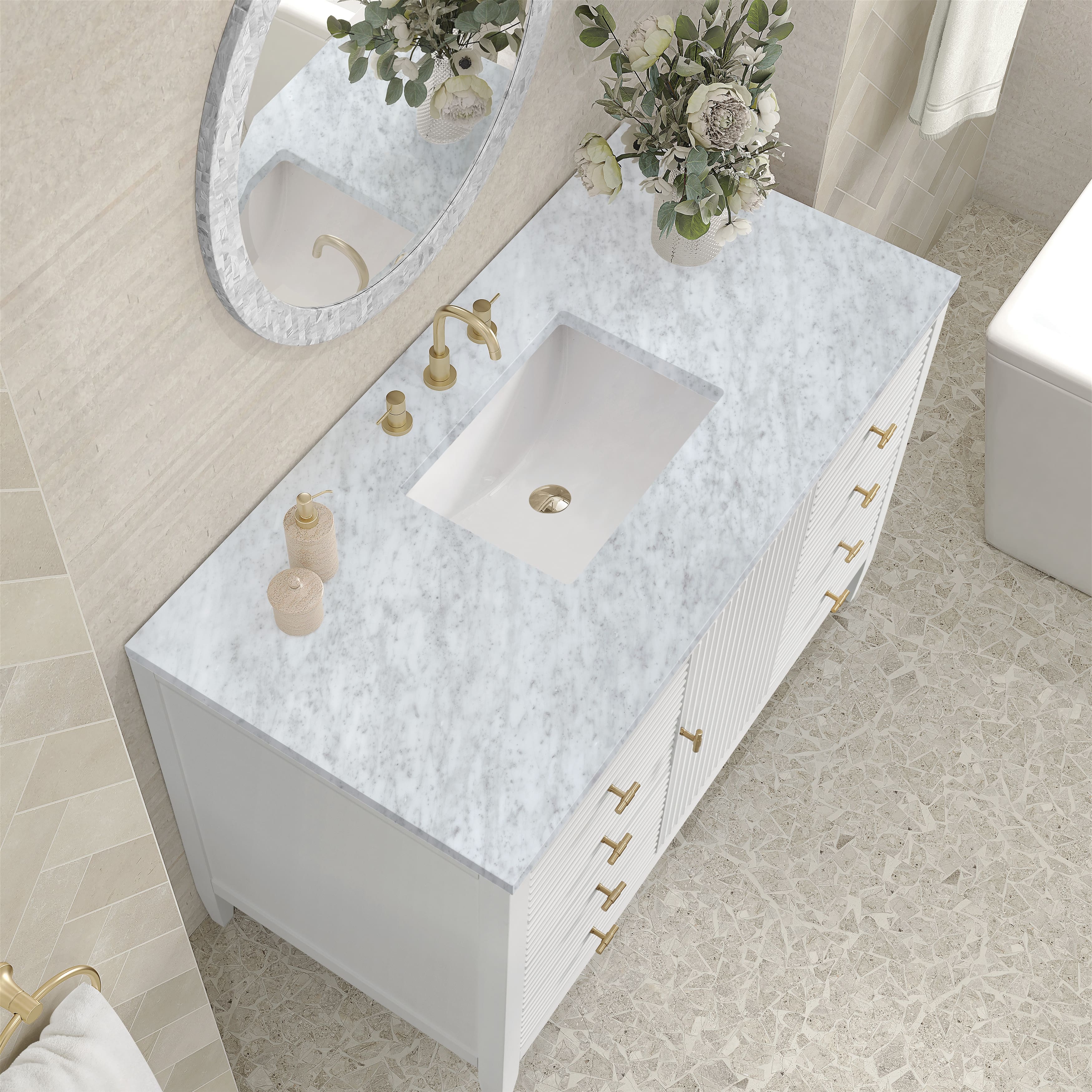 Option Carrara White
