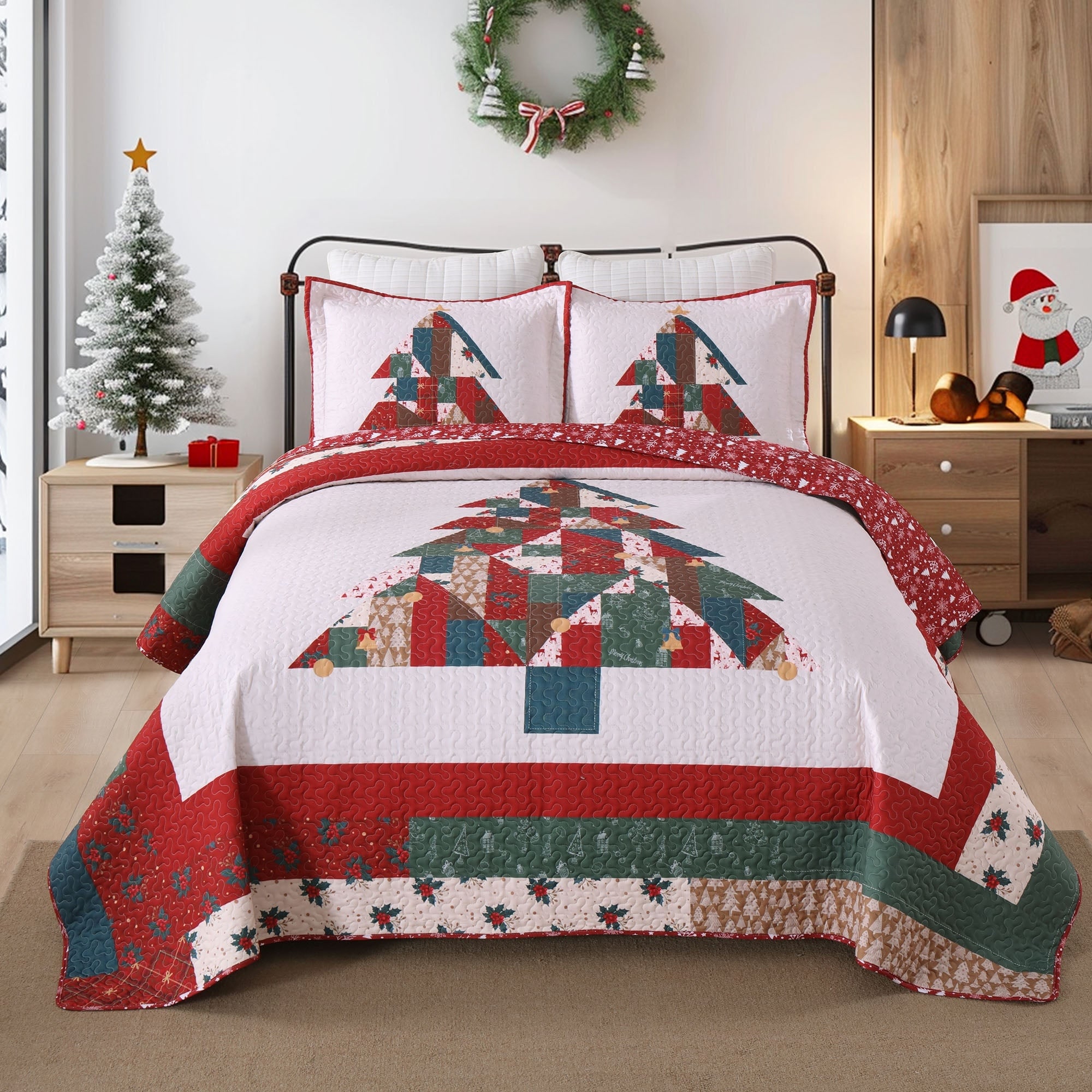 MarCielo Polyester Patchwork Christmas Tree Quilt Set