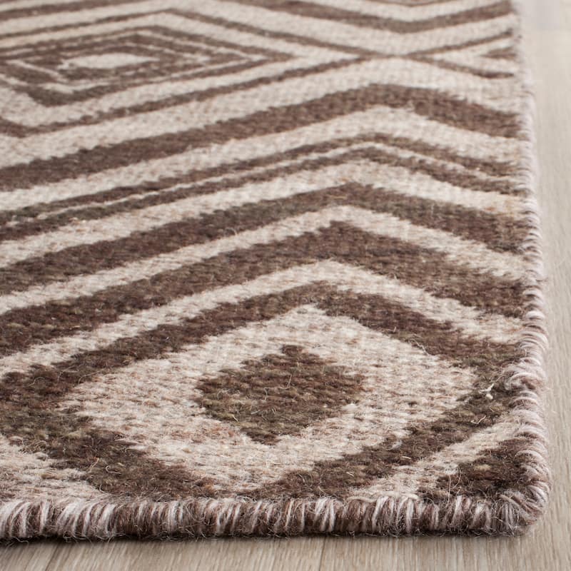 SAFAVIEH Handmade Flatweave Kilim Aviana Wool Rug