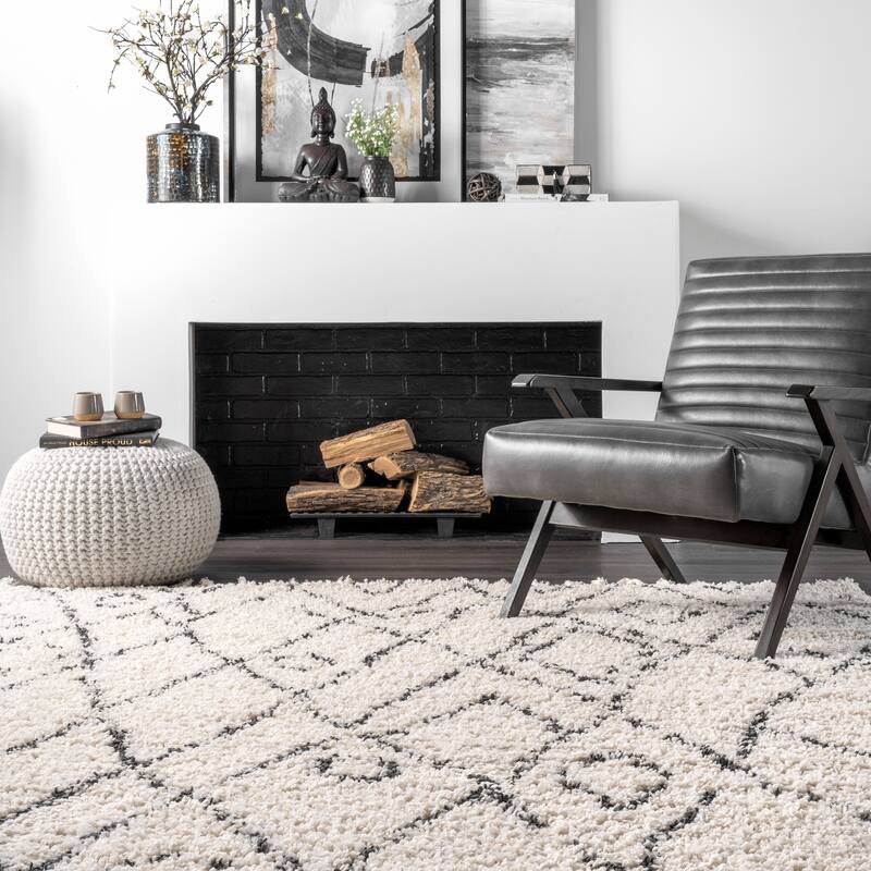 Nuloom Nieves Moroccan Diamond Tassel Area Rug