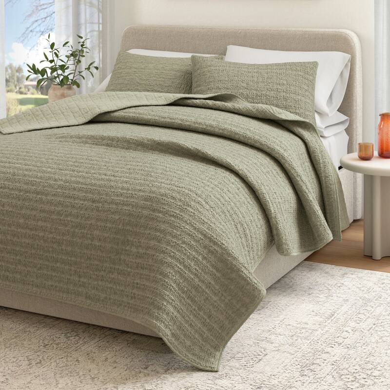 Linery & Co. 100% Cotton Honeycomb Waffle Garment Washed Quilt Set. - Eucalyptus Green - King