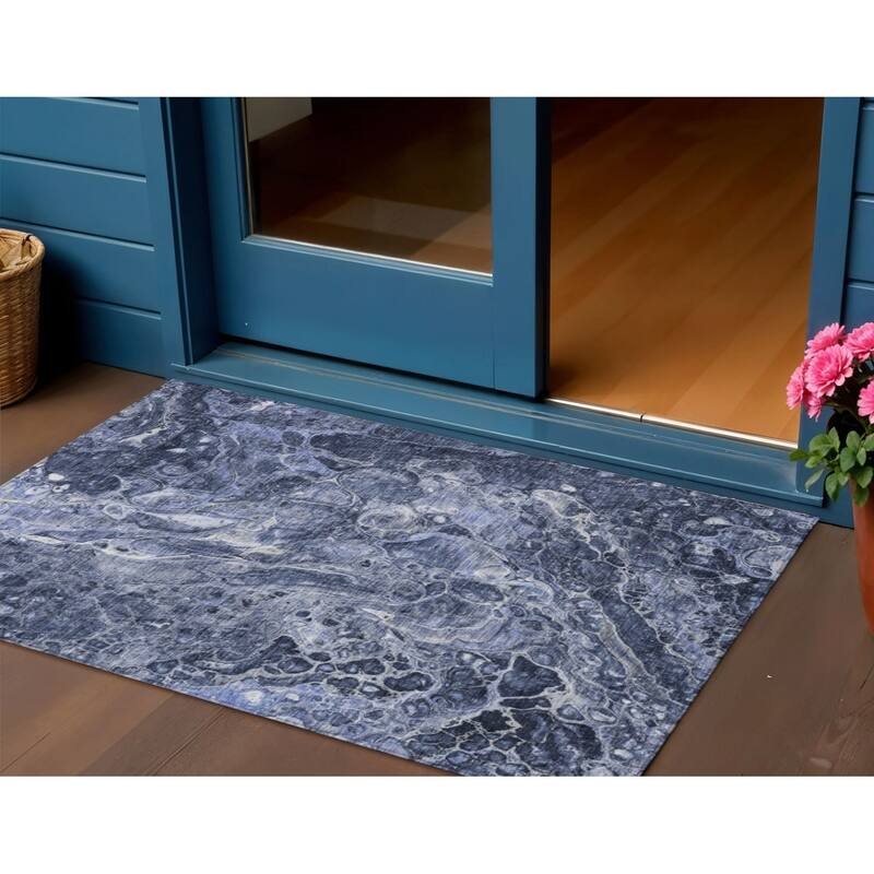 HomeRoots Abstract Transitional Rectangle Outdoor Rug - 3' x 5'