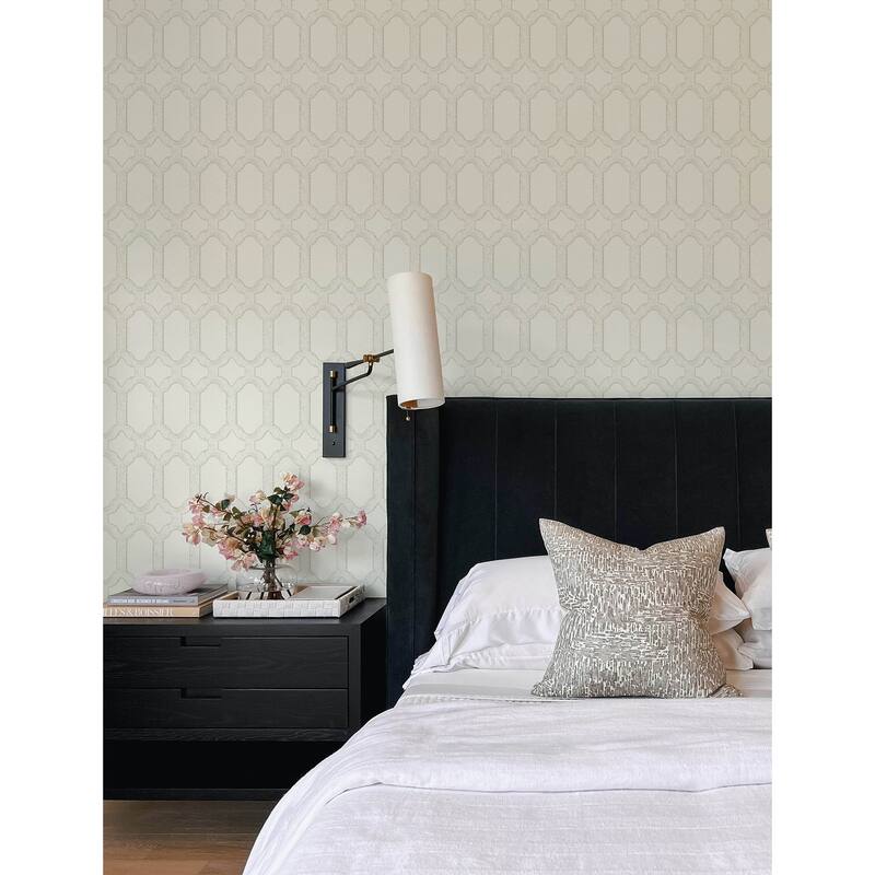 Chesapeake Chervil White Trellis Wallpaper