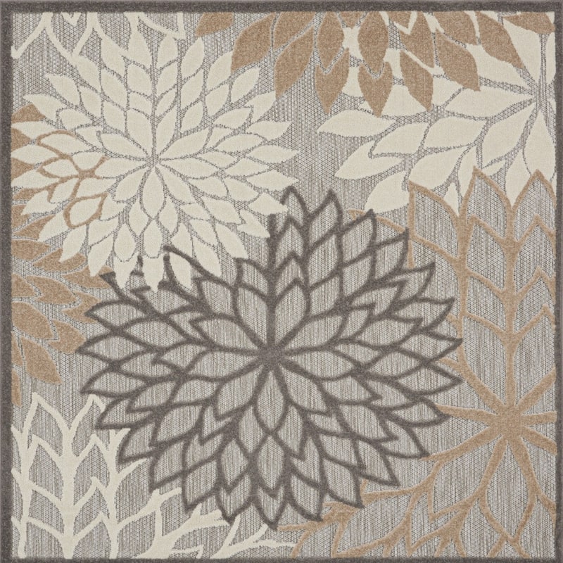 HomeRoots Contemporary Square Outdoor Rug - 5' Square