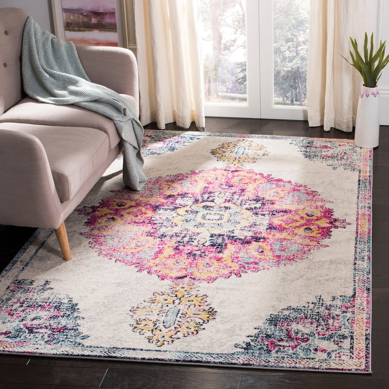 SAFAVIEH Madison Vintage Beatriz Oriental Rug