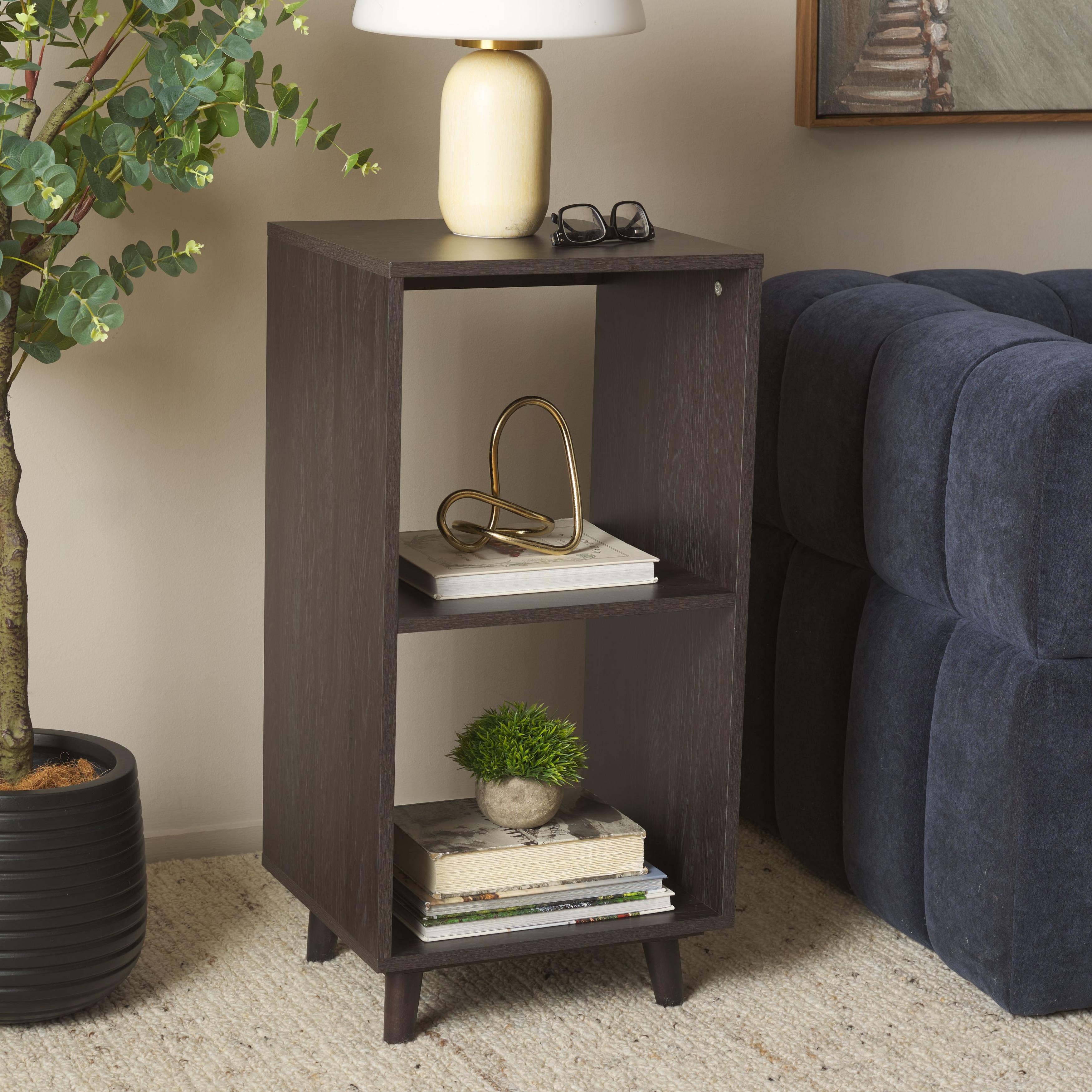 SAFAVIEH Yona Scandinavian Pine Accent Table - 16"W x 14"D x 32"H