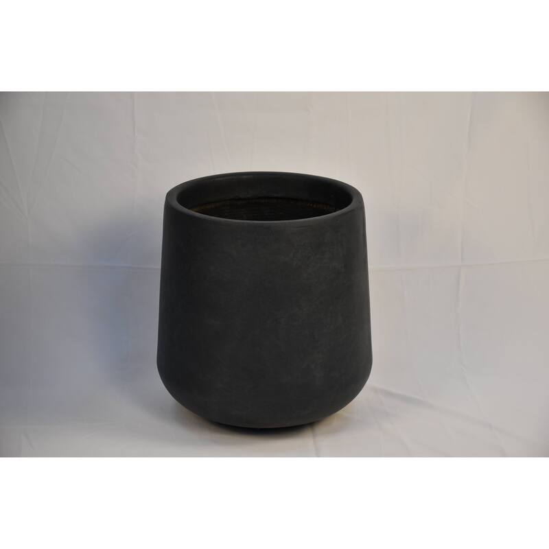 Kante 17.3 in. Tall Rounded Lightweight Outdoor Planter w/ Soft Curves
