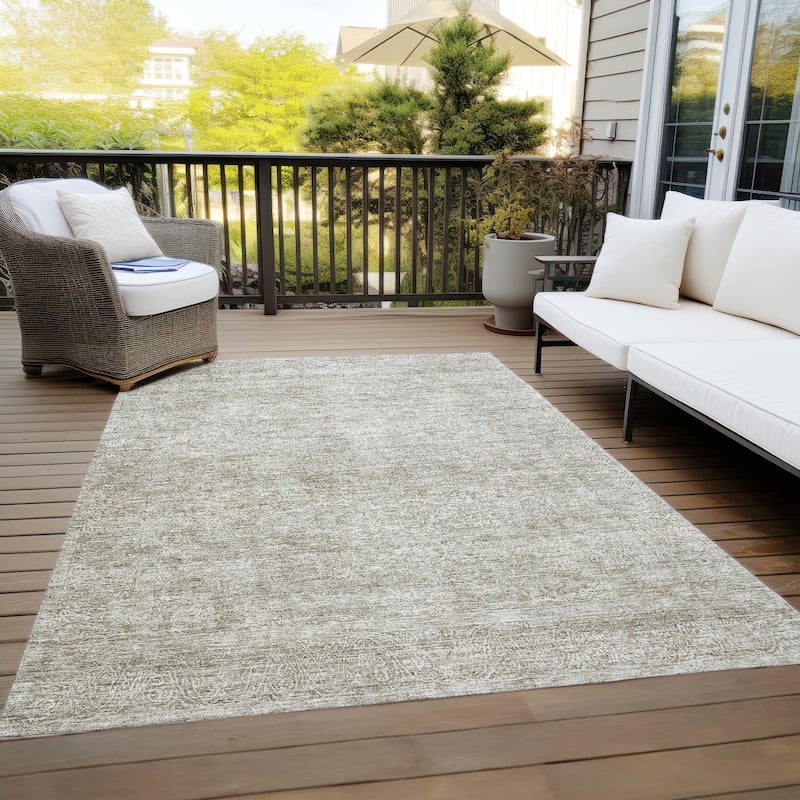 Machine Washable Indoor/ Outdoor Ombre Paisley Chantille Rug