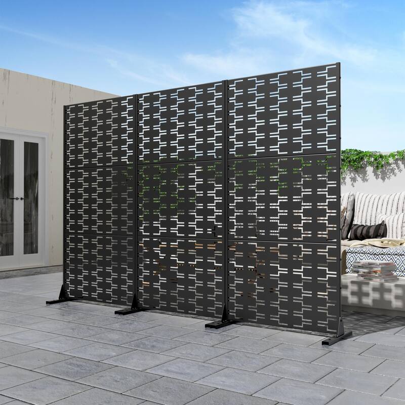 72" H×47"W Dovelina Black Outdoor Freestanding Metal Privacy Screen Decorative Garden Fence