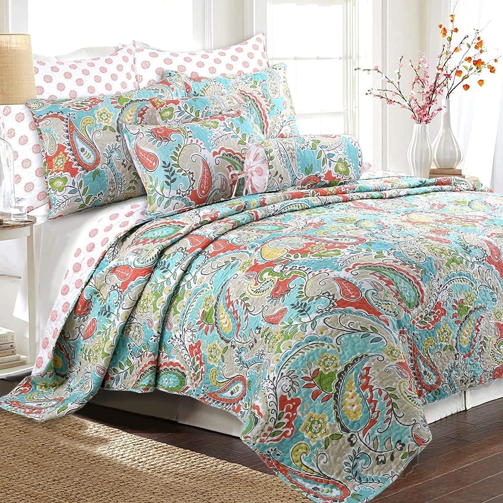 Bedspreads bed deals bath and beyond