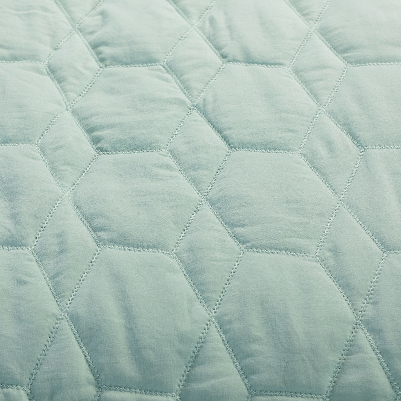 4 Piece Honeycomb Quilt Set by HULALA HOME