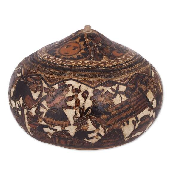 Handmade Mantaro Valley Gourd Decorative Box Peru 6 H X 8 75 Diam Overstock 31727830 Gracias a un par de amigos que tienen una tia en el pueblo de mito, fui alla con ellos asistiendo a esta antigua danza con raices cultur. overstock com