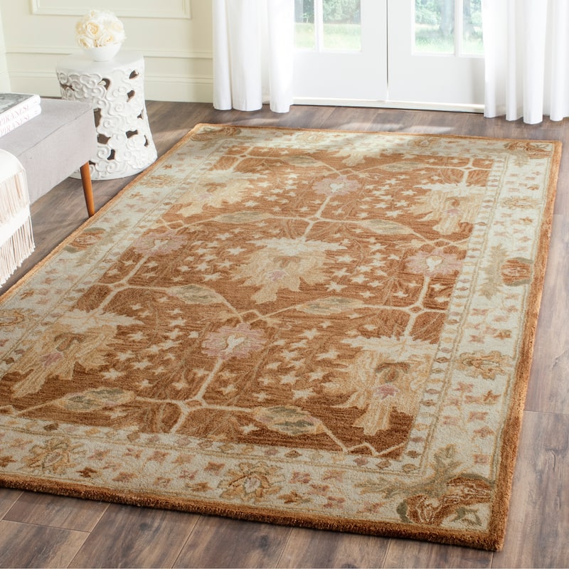 SAFAVIEH, Handmade Antiquity Shukrije Traditional Oriental Wool Rug