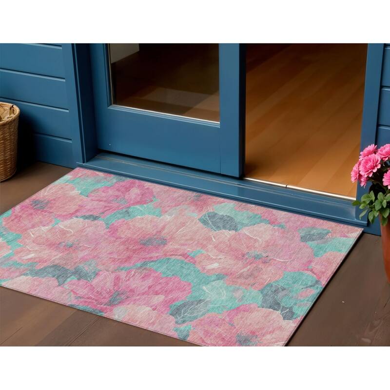 HomeRoots Floral Transitional Rectangle Outdoor Rug - Blue/Pink - 3' x 5'