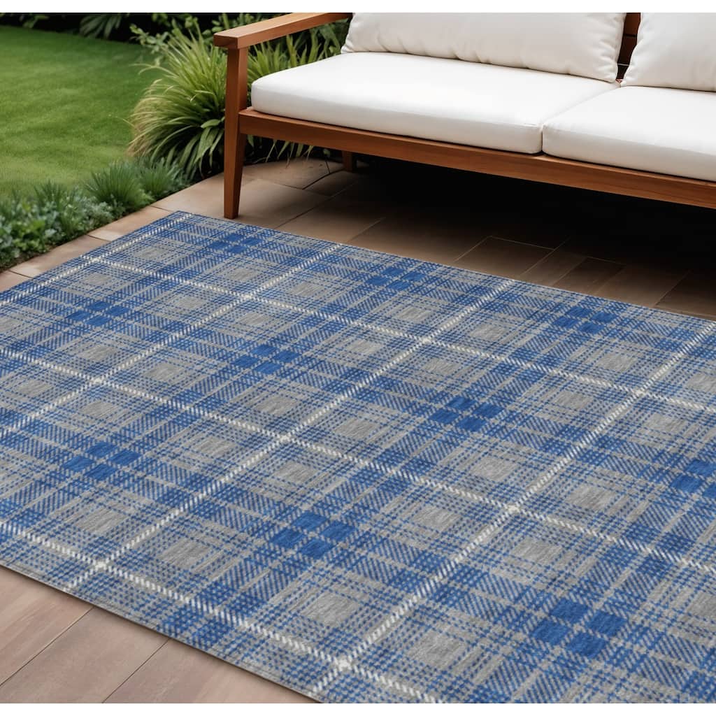 HomeRoots Plaid Transitional Rectangle Outdoor Rug