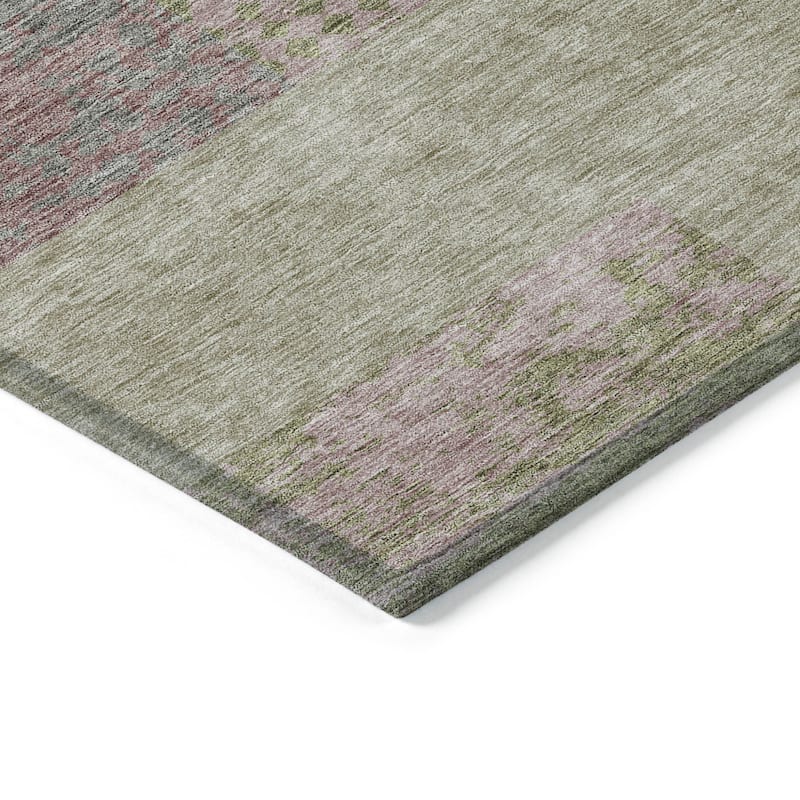 HomeRoots Geometric Transitional Rectangle Outdoor Rug