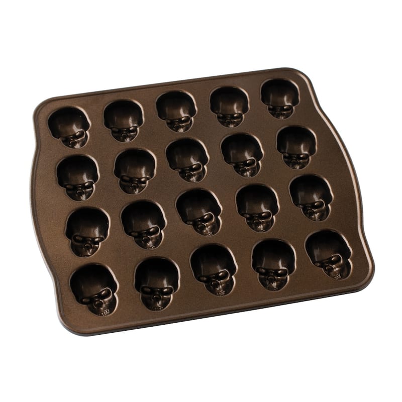 Nordic Ware Skull Bites Cakelet Pan - Brown