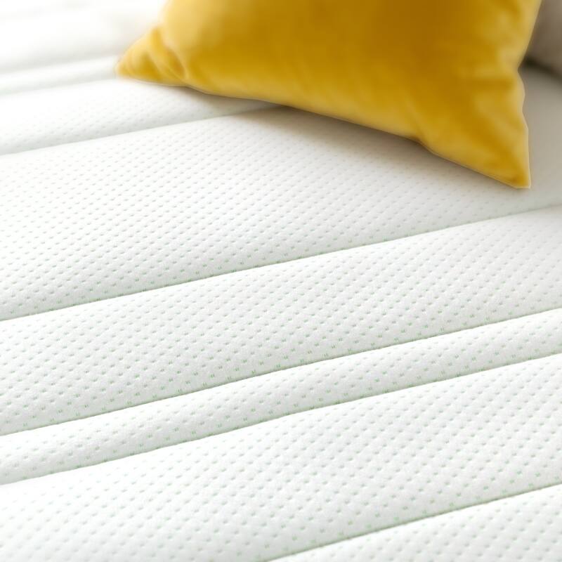 Priage by ZINUS 6 Inch Foam and Spring Mattress