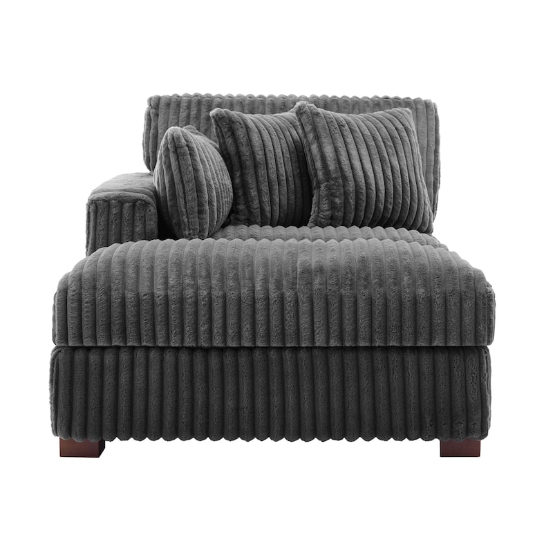 Modern Indoor Chaise Lounge Couch with Pillows