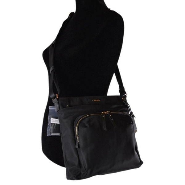tumi black purse