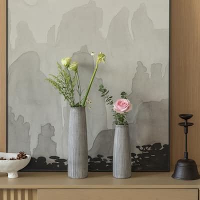 Decorative Modern Round Table Centerpiece Flower Vase with Gray Striped Design