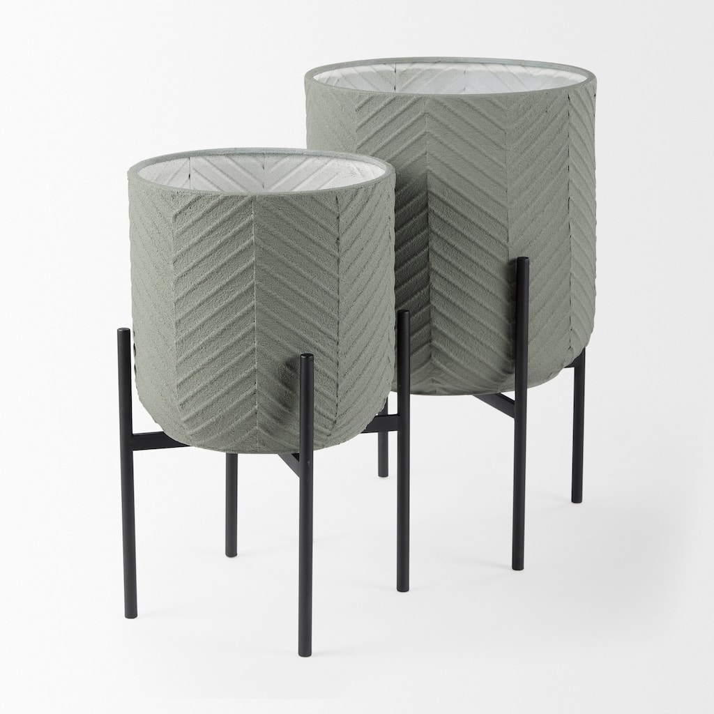 Mabel Green Metal With Black Iron Legs Plant Stands (Set of 2)