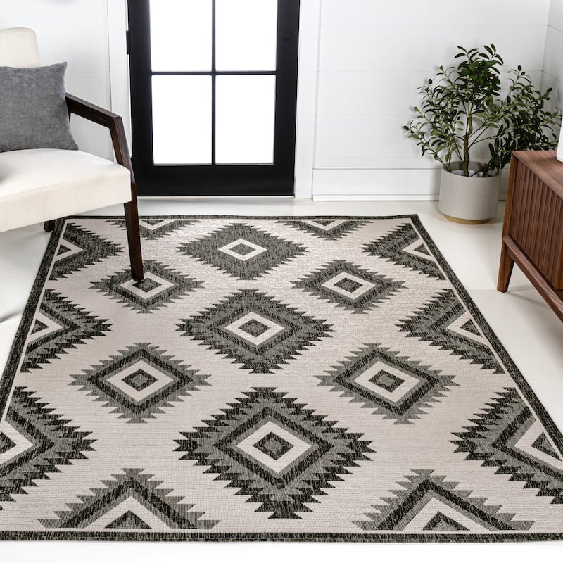 JONATHAN Y Aimee Geometric Moroccan Diamond Black/Cream Indoor/Outdoor Area Rug