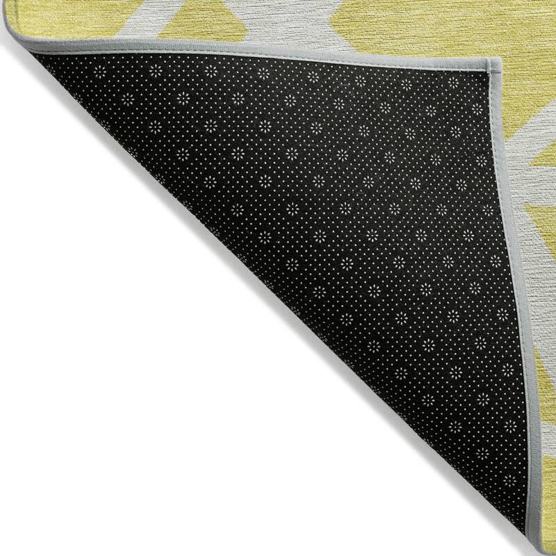 HomeRoots Geometric Transitional Rectangle Outdoor Rug