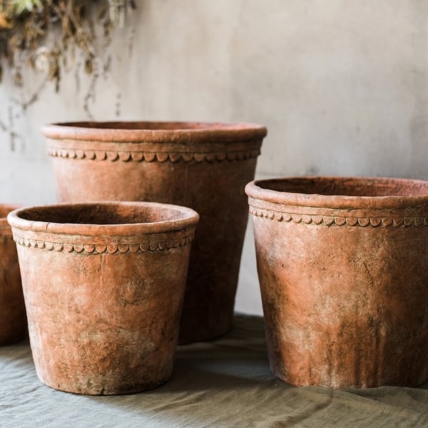 RusticReach Large Terracotta Red Concrete Planter Pot Bed Bath