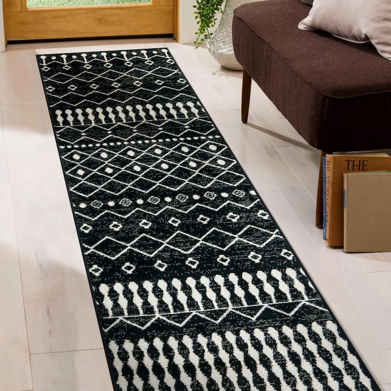 Bohemian Trellis Black Ivory Gray Area Rug, Stylish for Any Room - 2' 3" x 8'