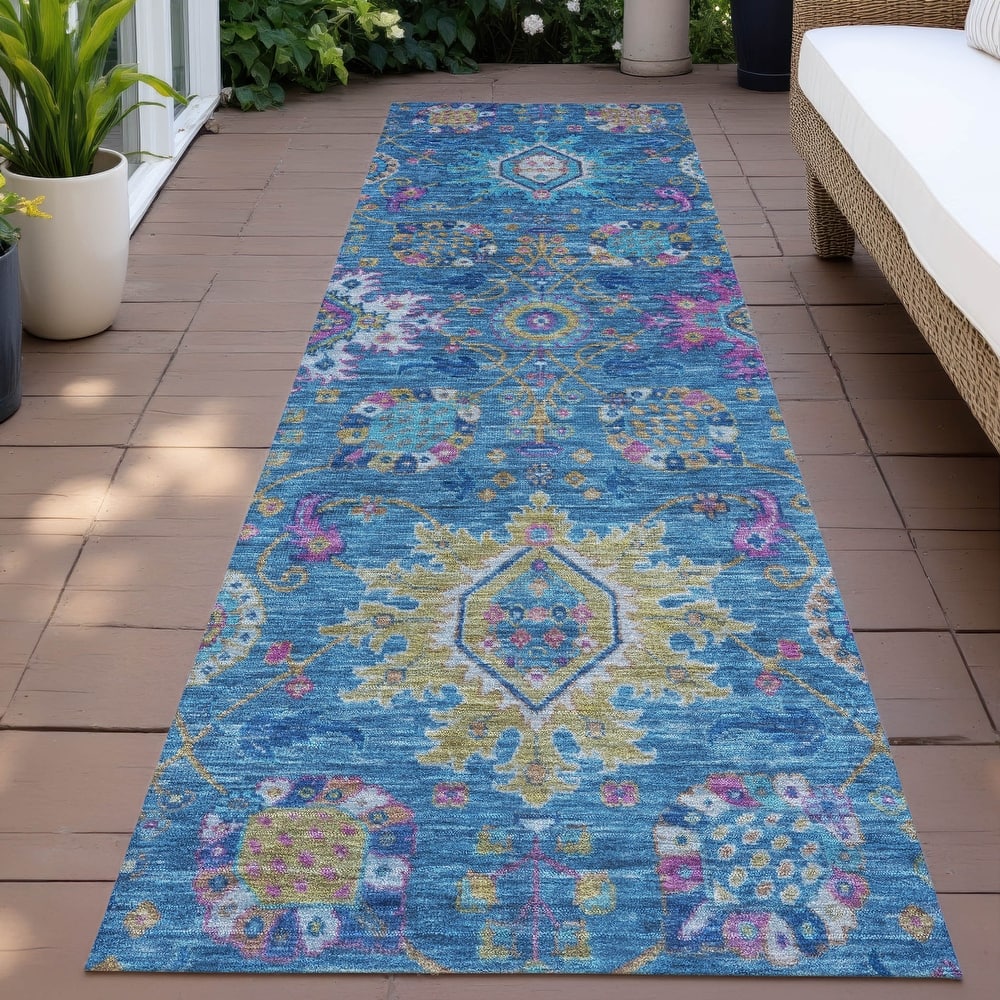 Machine Washable Indoor/Outdoor Boho Traditional Chantille Rug