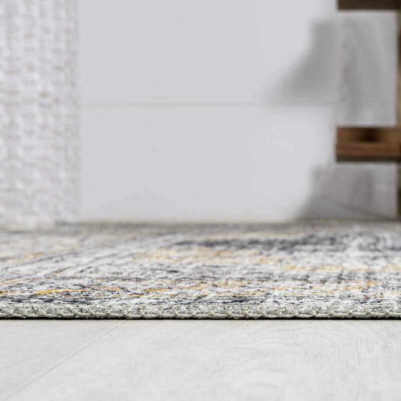 JONATHAN Y Wincer Bohemian Distressed Chenille Machine-Washable Area Rug