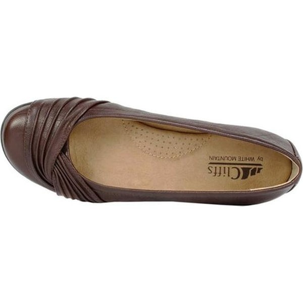 white mountain ballet flats